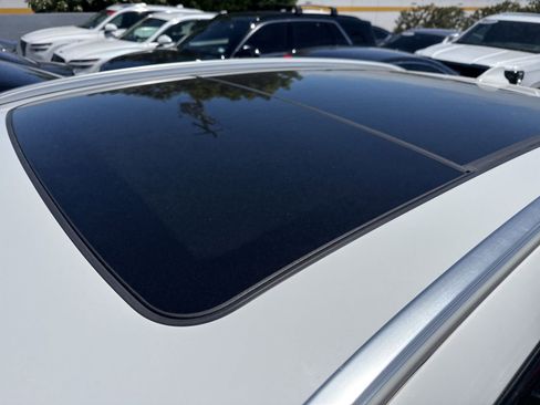 Used 2019 BMW X3 xDrive30i w/ M Sport Package 2 AWD/4WD image 4