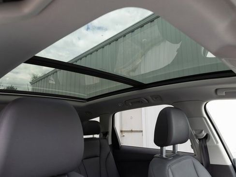 Used 2024 Audi Q7 3.0T Premium Plus image 28