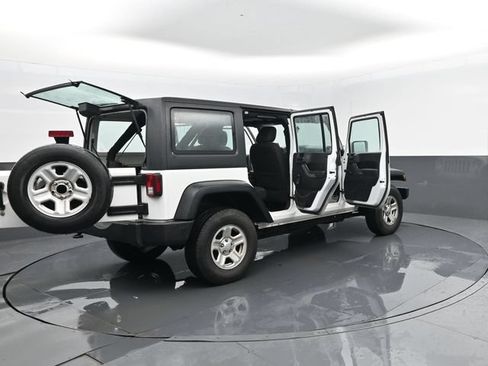 Used 2017 Jeep Wrangler Unlimited Sport AWD/4WD image 27