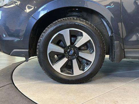 Used 2018 Subaru Forester 2.5i Premium AWD/4WD image 24