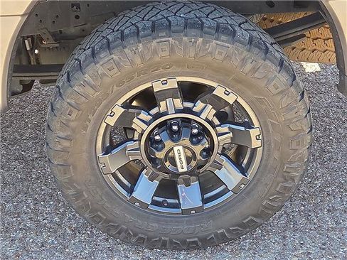 Used 2023 Ford F250 XLT w/ XLT Premium Package image 11