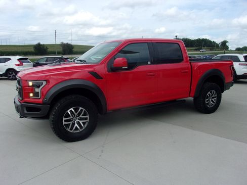 Used 2018 Ford F150 Raptor w/ Equipment Group 802A Luxury AWD/4WD image 8