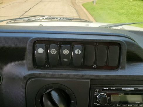 Used 2016 Ford E-350 and Econoline 350 Super Duty w/ Shuttle Bus Prep Package RWD image 38
