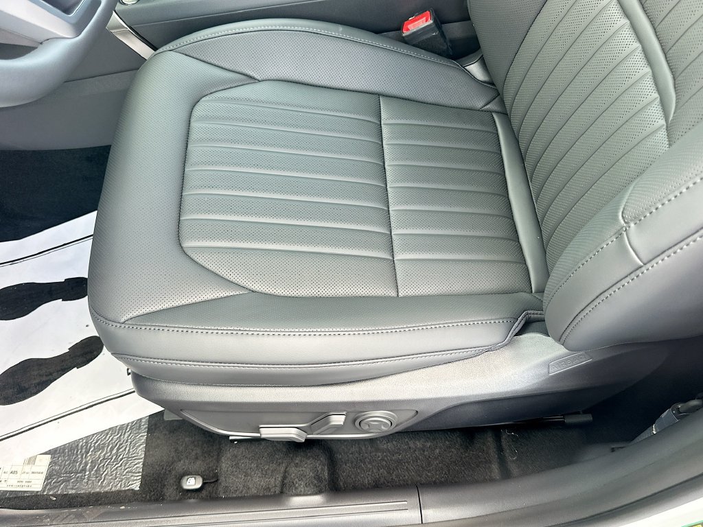 New 2027 Kia Seltos X-Line S w/ X-Line S Premium Package AWD/4WD image 18
