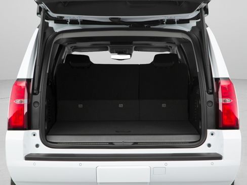 Used 2018 Chevrolet Suburban LT RWD image 29