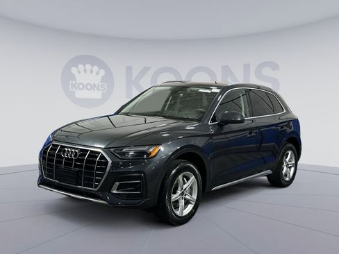 Used 2023 Audi Q5 2.0T Premium w/ Convenience Package image 1