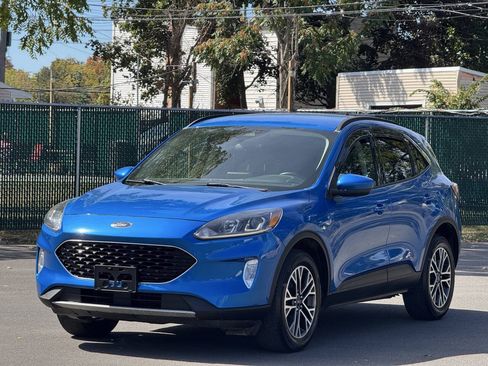 Used 2020 Ford Escape SEL AWD/4WD image 3