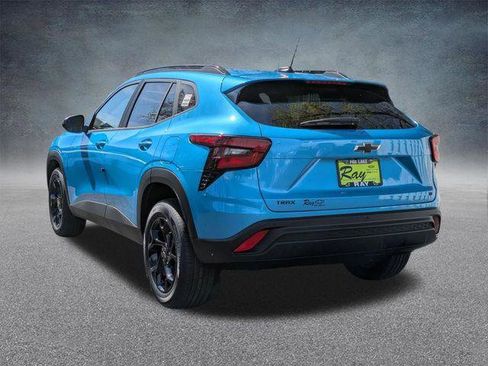 New 2026 Chevrolet Trax LT FWD image 6