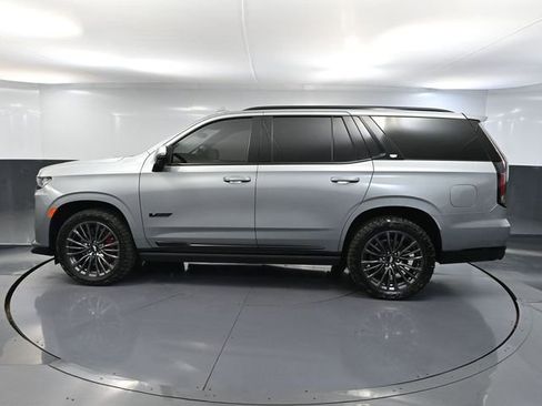 Used 2024 Cadillac Escalade V w/ LPO, ONYX Package AWD/4WD image 11