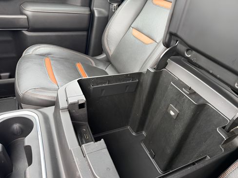 Used 2019 GMC Sierra 1500 AT4 w/ AT4 Premium Package AWD/4WD image 23