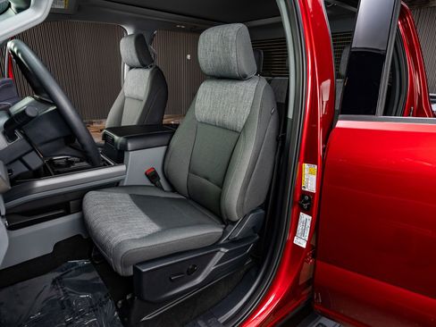 Used 2026 Ford F250 XLT w/ XLT Premium Package image 30