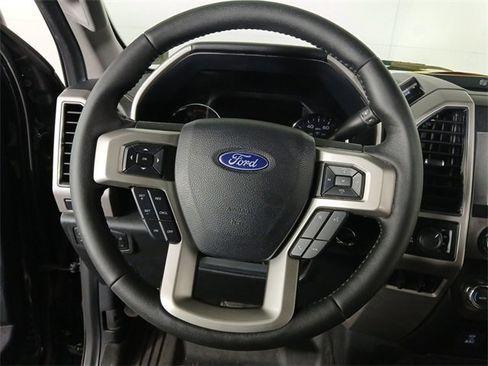 Used 2020 Ford F250 Lariat w/ Lariat Ultimate Package image 9