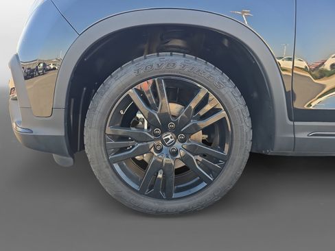 Used 2022 Honda Pilot Black Edition image 14