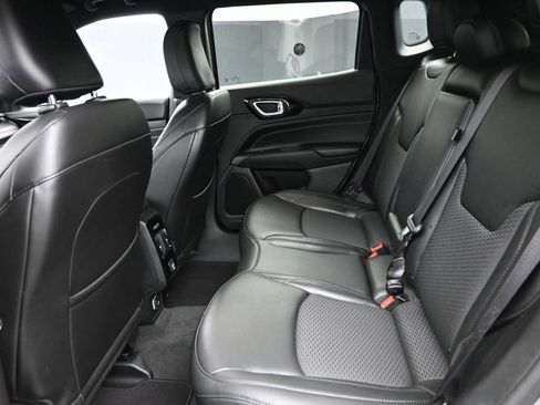 Used 2022 Jeep Compass Altitude image 11