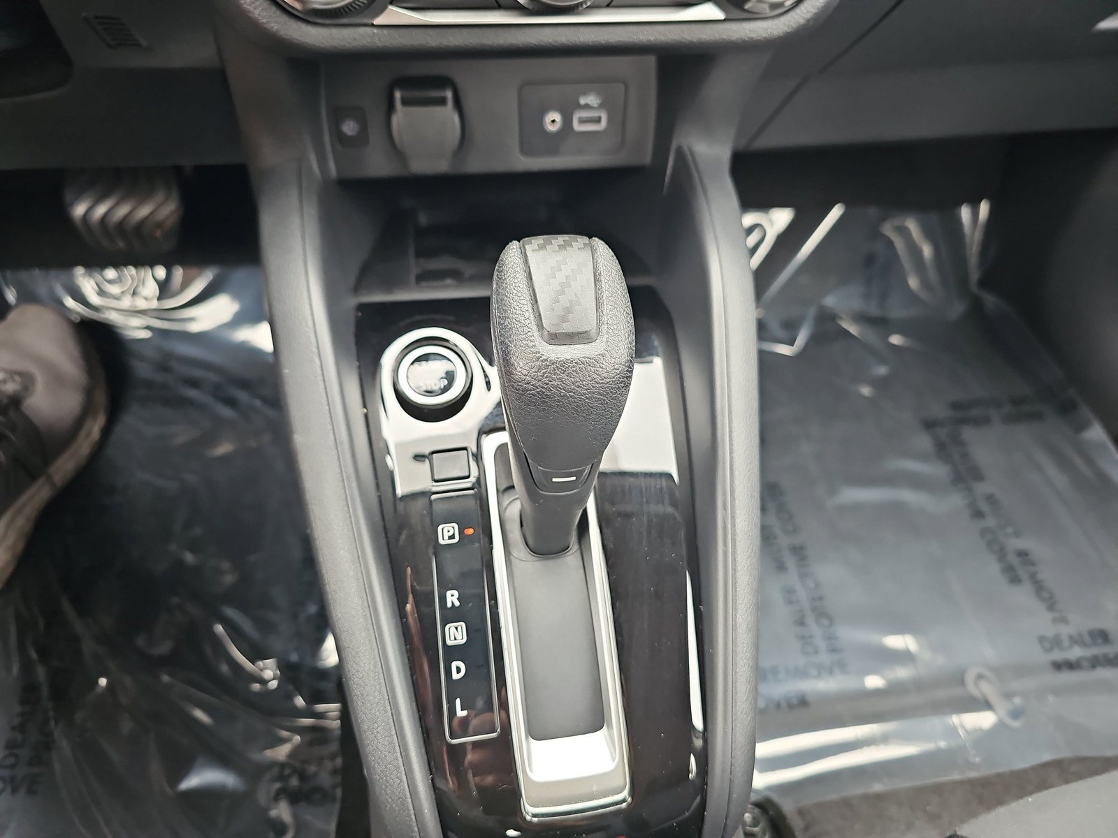 Used 2025 Nissan Versa SV w/ Trunk Package FWD image 22