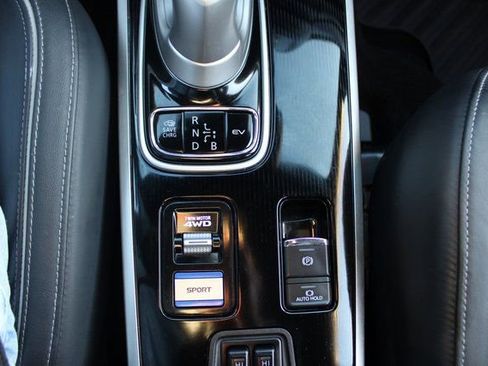 Used 2022 Mitsubishi Outlander LE image 15