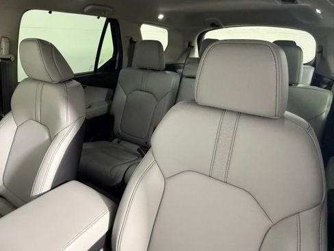 Used 2025 Honda Pilot EX-L image 29