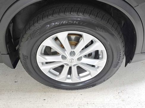 Used 2014 Nissan Rogue SV w/ SV Premium Package AWD/4WD image 9