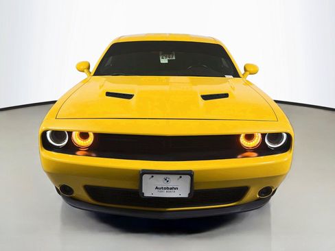 Used 2018 Dodge Challenger SXT w/ Blacktop Package RWD image 2