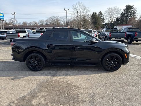 Used 2024 Hyundai Santa Cruz Night image 2