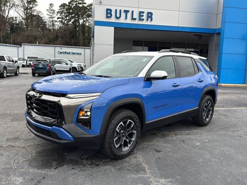 New 2026 Chevrolet Equinox ACTIV w/ Convenience Package III image 2