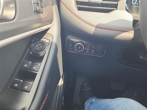 New 2025 Ford Explorer ST-Line w/ Premium Package image 34