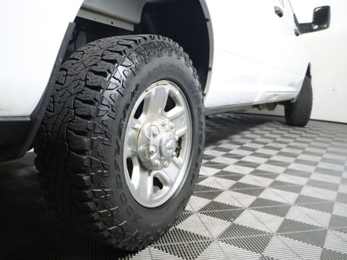 Used 2023 RAM 3500 Tradesman AWD/4WD image 10