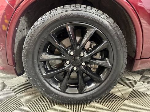 Used 2018 Dodge Durango R/T w/ Technology Group AWD/4WD image 10