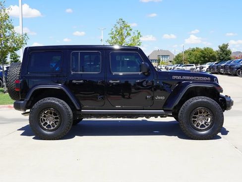 Used 2021 Jeep Wrangler Unlimited Rubicon w/ Xtreme Recon 35" Tire Package AWD/4WD image 13