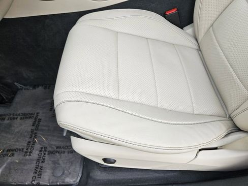 Used 2020 Mercedes-Benz GLE 350 4MATIC image 25