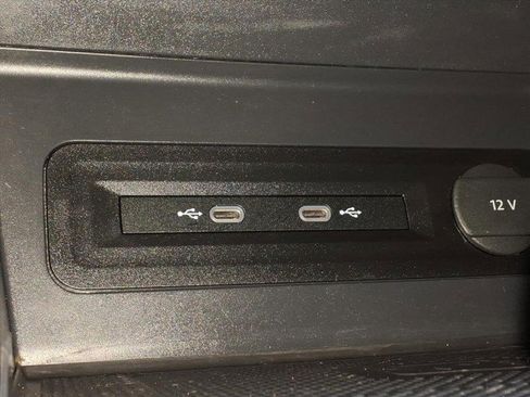 Certified 2023 Volkswagen Atlas SE w/ Black Wheel Package image 22