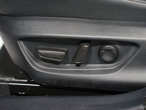 Used 2025 Toyota Camry XSE image 34