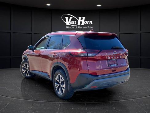 Used 2022 Nissan Rogue SV w/ SV Premium Package AWD/4WD image 5