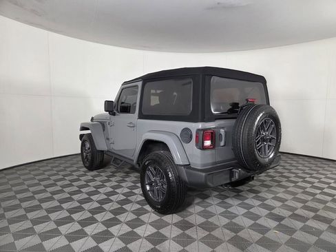 Certified 2021 Jeep Wrangler Willys image 7