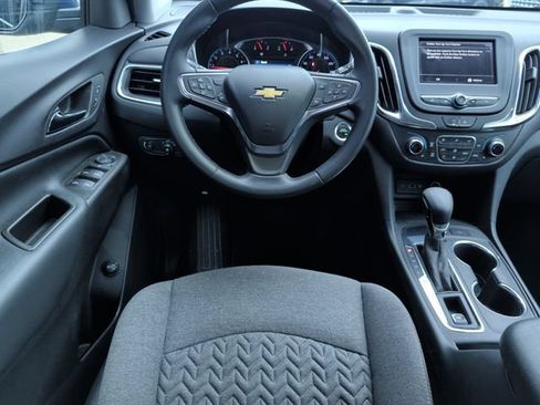 Used 2024 Chevrolet Equinox LT w/ LPO, Cargo Package FWD image 2