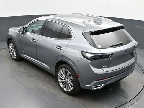 Used 2024 Buick Envision Avenir image 22