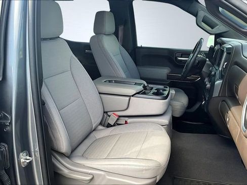 Used 2022 Chevrolet Silverado 1500 LT w/ Safety Package image 31