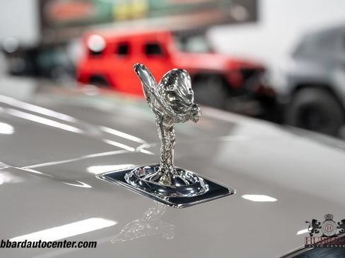 Used 2023 Rolls-Royce Cullinan AWD/4WD image 32