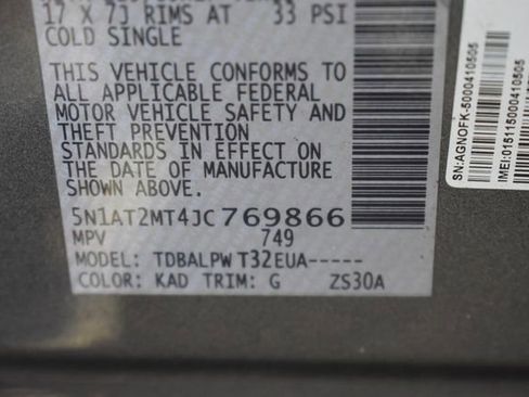 Used 2018 Nissan Rogue S FWD image 14