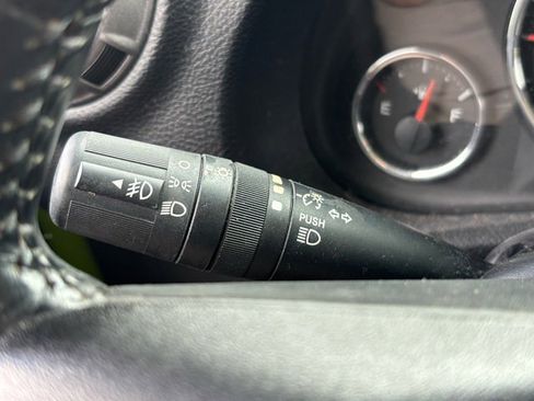 Used 2012 Jeep Wrangler Unlimited Sport image 38