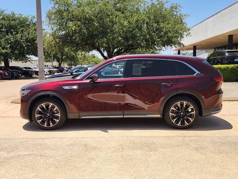 Used 2024 MAZDA CX-90 Plug-In Hybrid w/ Premium Plus AWD/4WD image 4