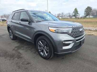 Certified 2022 Ford Explorer XLT w/ Equipment Group 202A