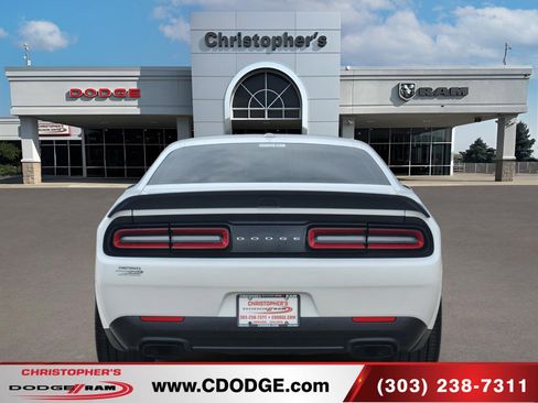 Used 2021 Dodge Challenger SRT Hellcat image 4