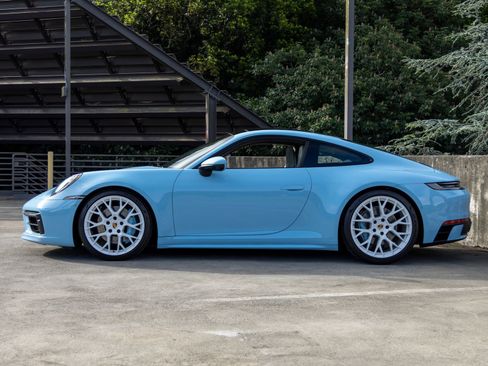 Certified 2022 Porsche 911 Carrera S RWD image 2