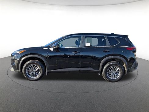 Used 2022 Nissan Rogue S image 8