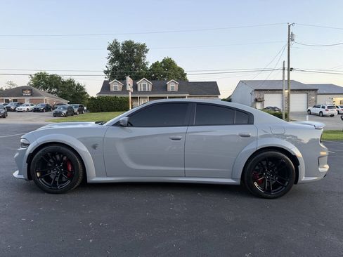 Used 2021 Dodge Charger SRT Hellcat w/ Harman/Kardon Audio Group RWD image 5