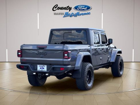 Used 2021 Jeep Gladiator Sport AWD/4WD image 24