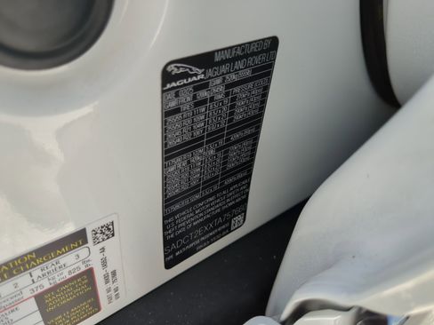 New 2026 Jaguar F-PACE R-Dynamic S image 31