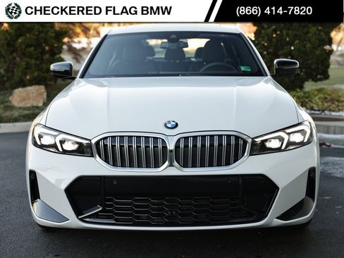 Used 2025 BMW 330i Sedan w/ M Sport Package image 15