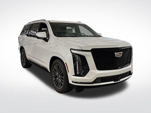 Used 2025 Cadillac Escalade Sport Platinum w/ LPO, Floor Liner Package AWD/4WD image 7